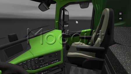 VOLVO 2012 GREEN INTERIOR